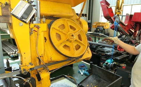 如何解决桂阳卧式金属带锯床切削时出现的断带现象？